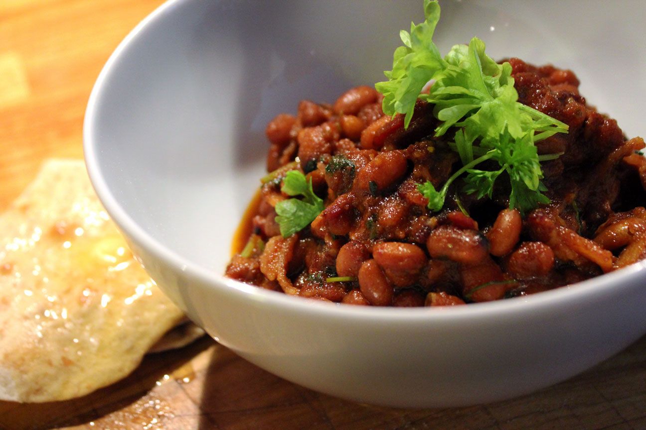 Pressure-cooked baked beans with amazing flatbread
