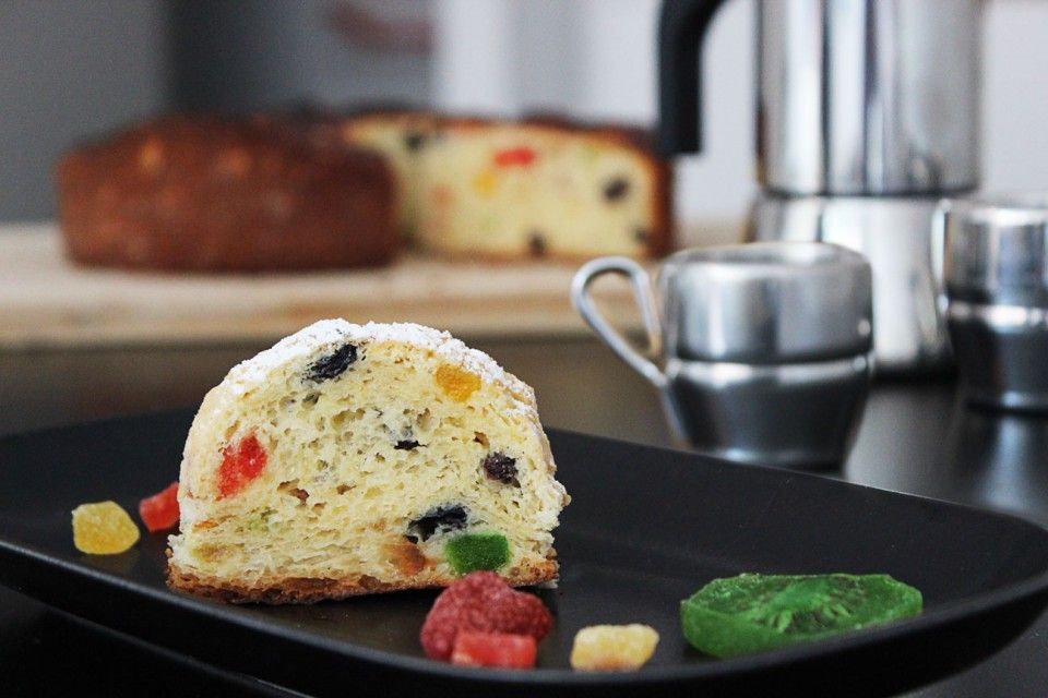 Italian panettone