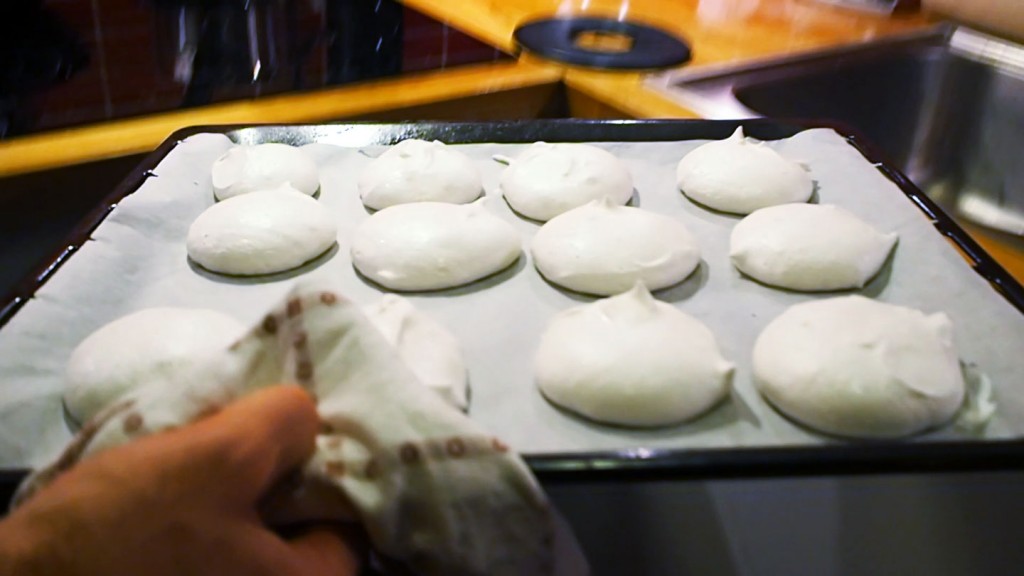 Cooked vegan meringue