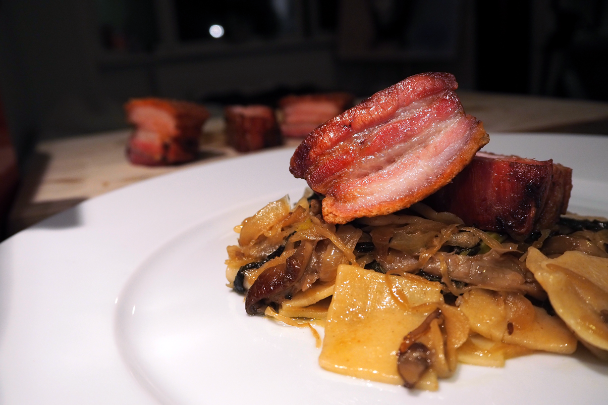 Łazanki with crispy pork